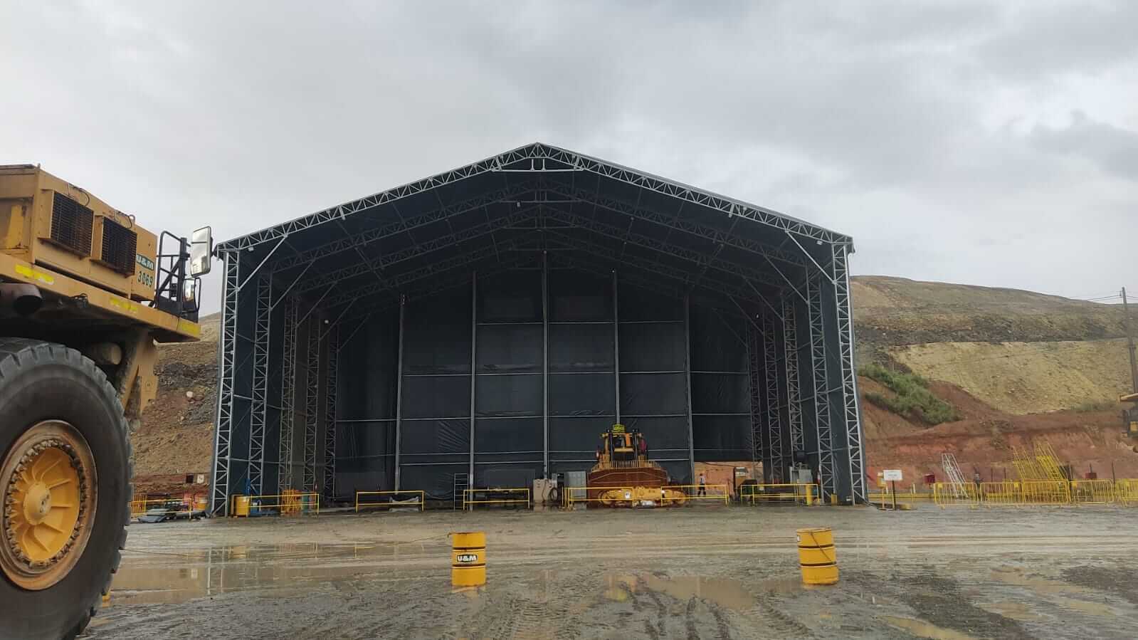 Galpón lonado Mega montado en obra de minería